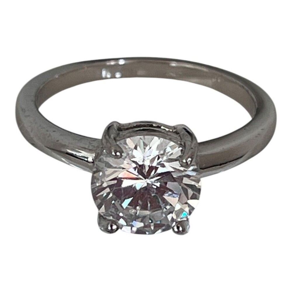 New Cubic Zirconia Solitaire Ring Silver Tone Classic - 10D